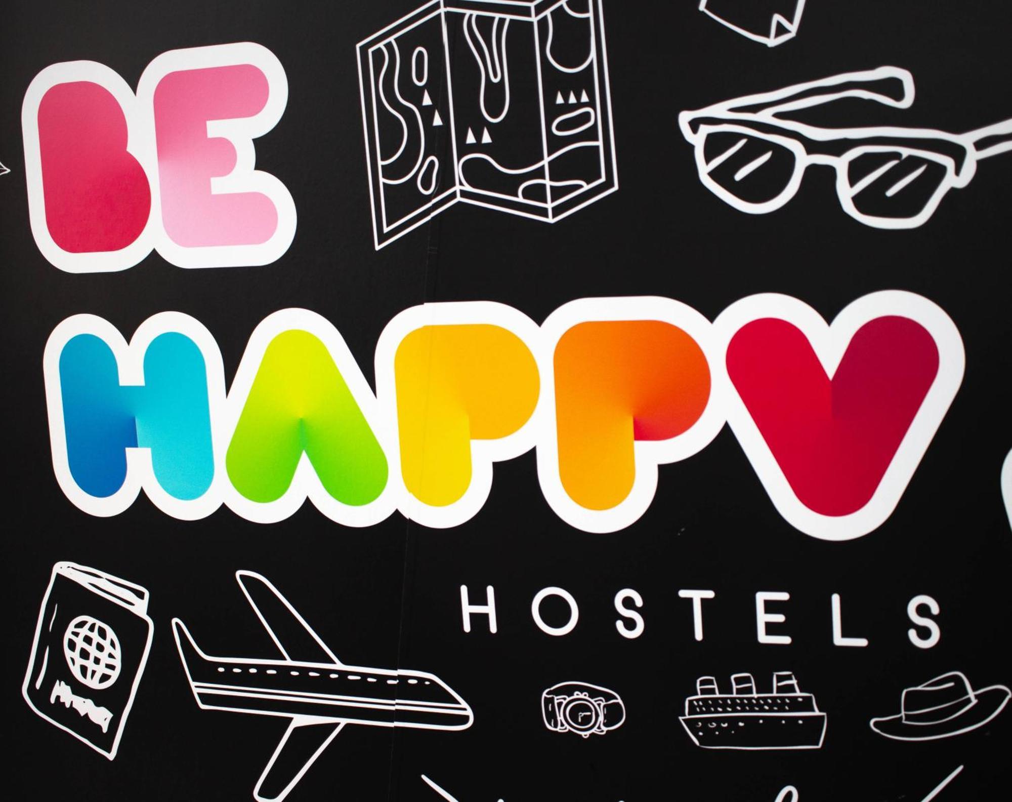 Be Happy Hostel ネルハ エクステリア 写真